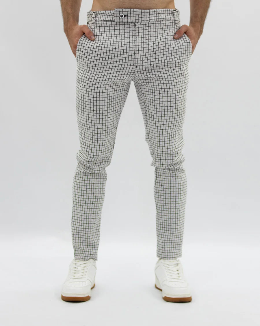 Pantalón Flexible Cuadros Blancos