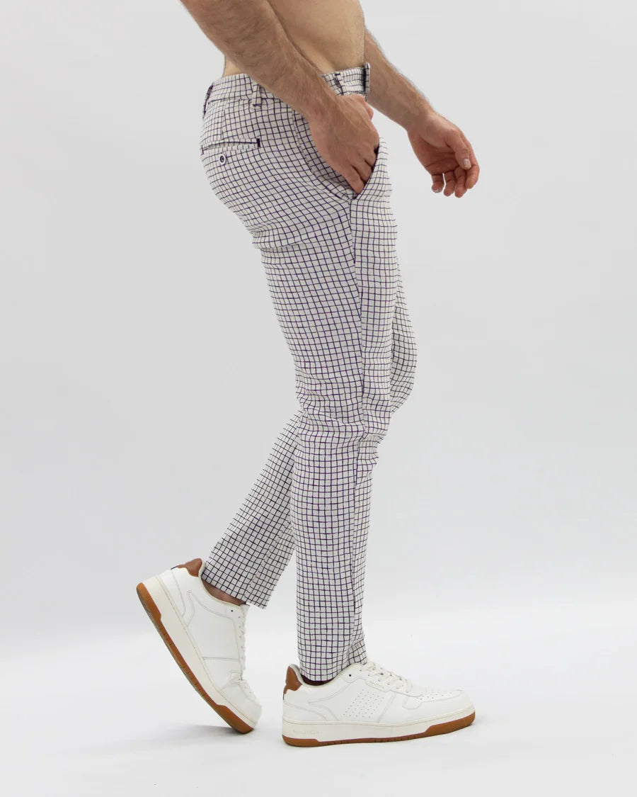 Pantalón Flexible Cuadros Blancos