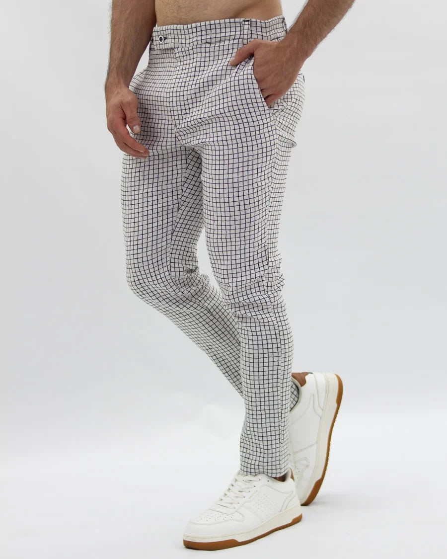 Pantalón Flexible Cuadros Blancos