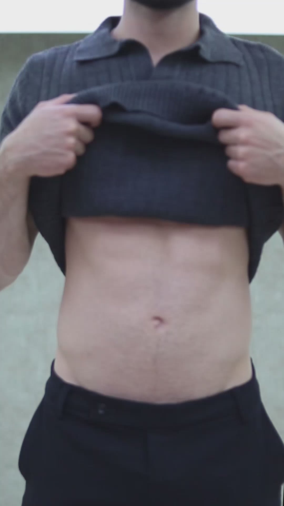 Camiseta Tipo Polo Tejida Gris